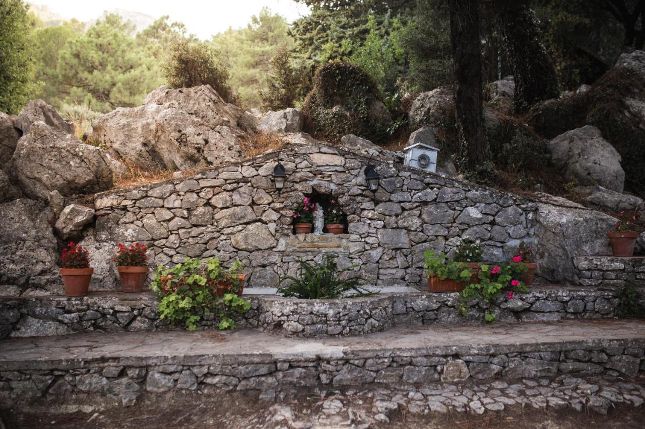 Camping Tajorodillo Grazalema Extérieur photo